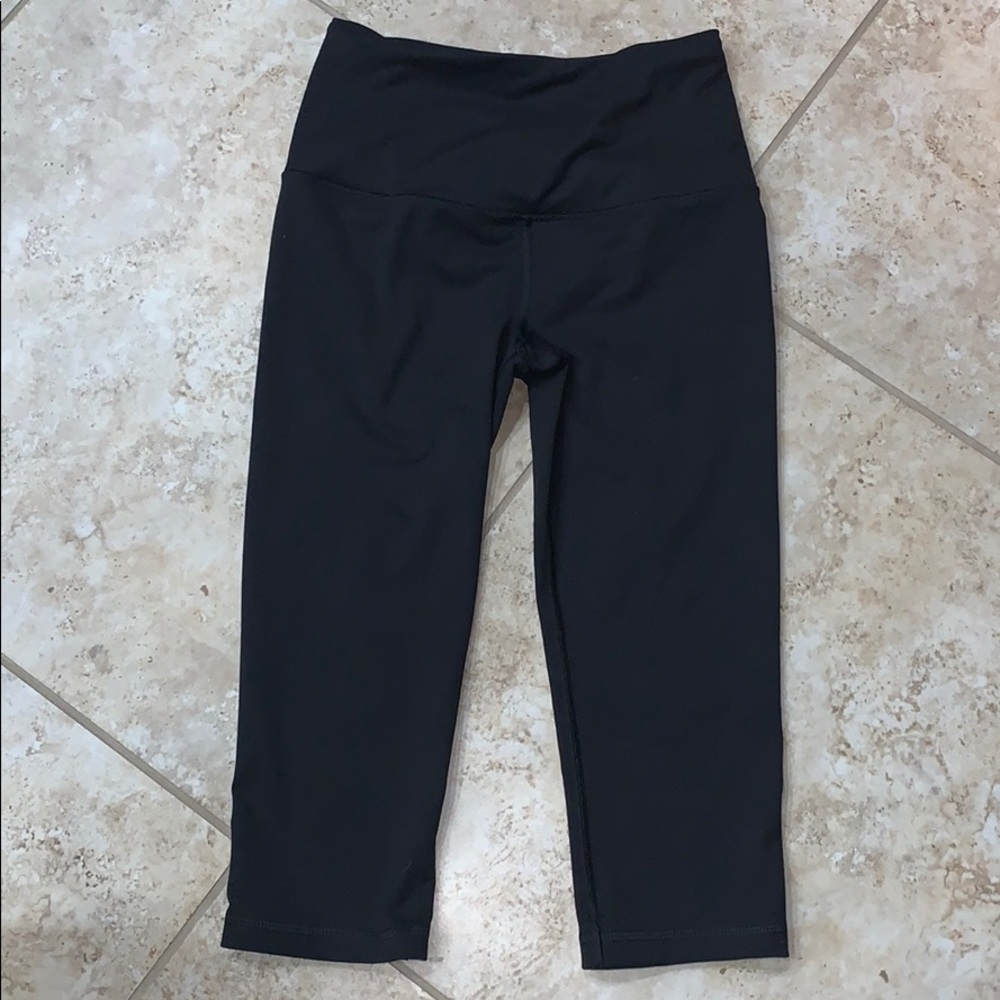 Knockout by Victoria Secret Crop Yoga pants